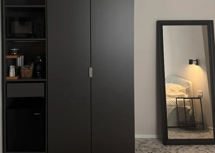 Landlord 15 3* バーリ