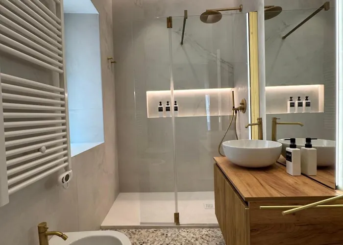 ゲストハウス Landlord 15 3*