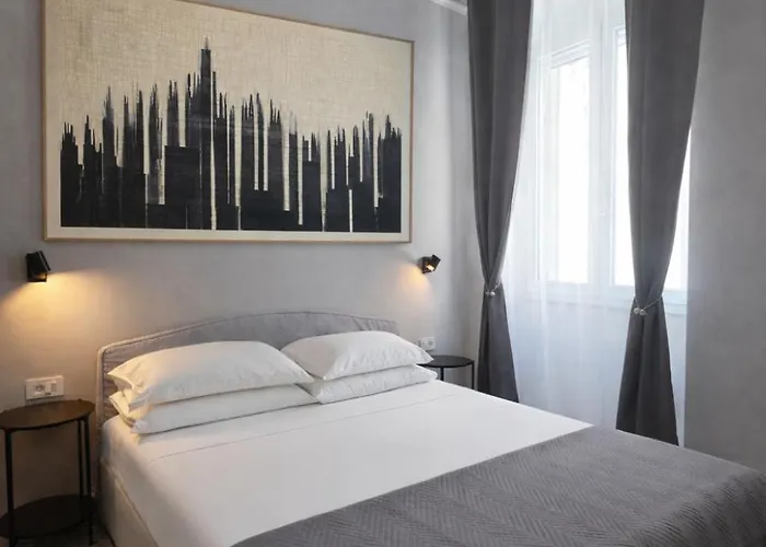 Landlord 15 3* バーリ