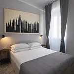 Landlord 15 3* Bari