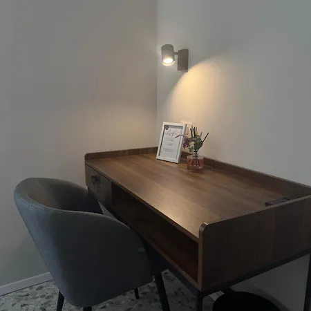 Landlord 15 Барі
