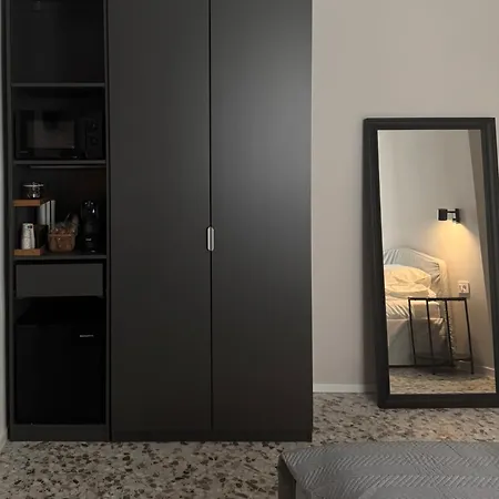 Landlord 15 3* Барі