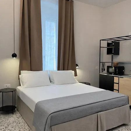 Landlord 15 Bari