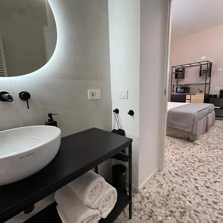 Гостьовий будинок Landlord 15 Барі
